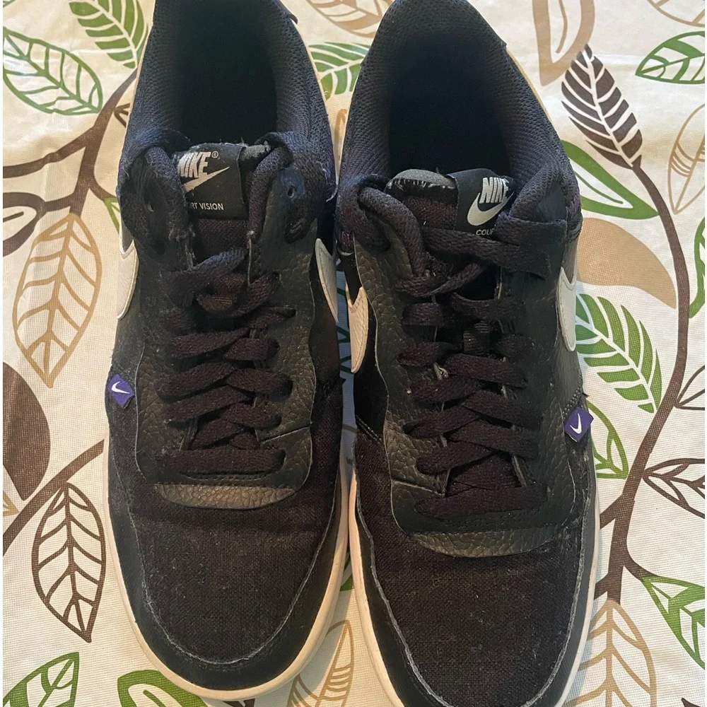 Men’s Nike‎ Court Vision low top sneakers, black with white trim, size 9 US size